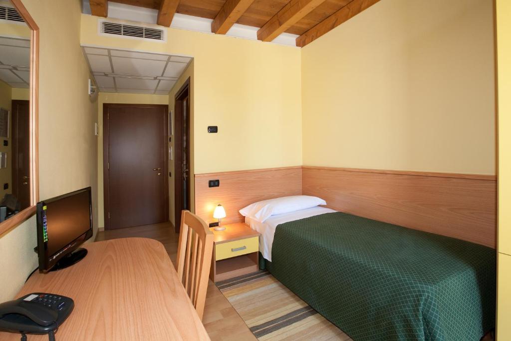 Hotel Valbrenta Limena Habitación foto
